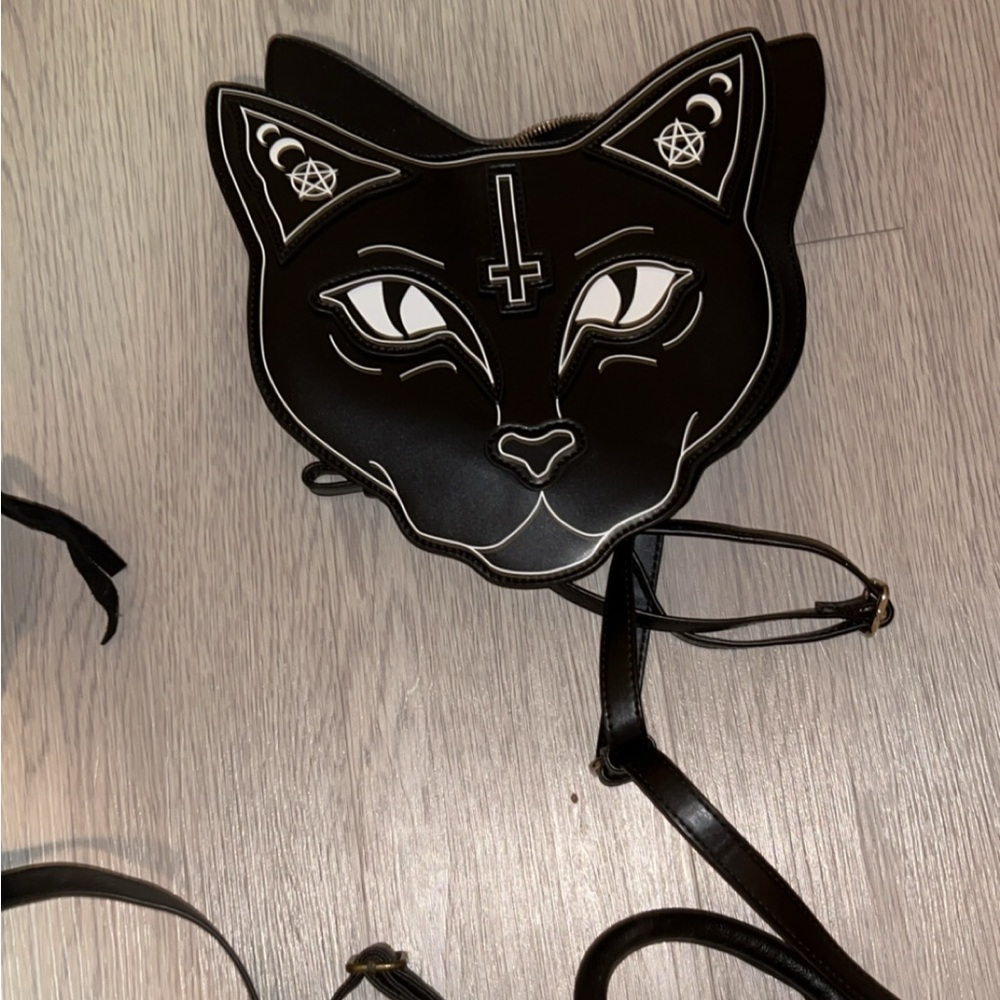Gothic bags - Picture 4 of 6